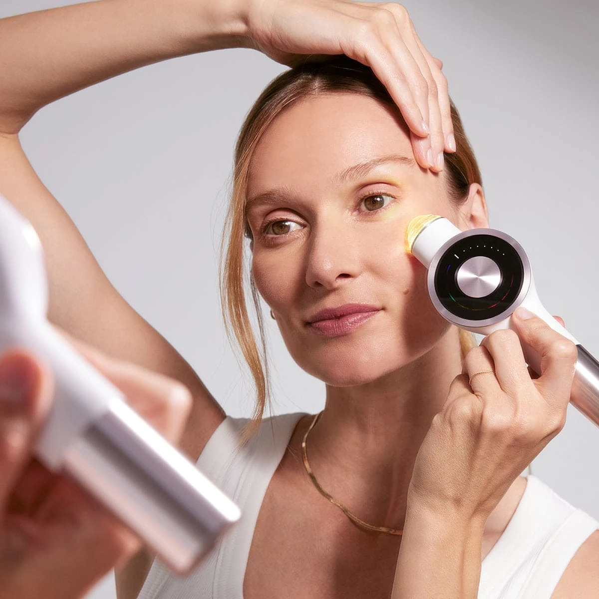 Lightinderm LED & Deep Tissue Massage Device 5 Lightinderm LED & Deep Tissue Massage Device - Image 3