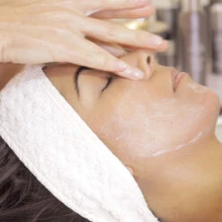 Sarah Chapman Purifying Duo 11 Sarah Chapman Purifying Duo -FOREO || Braun || Therabody Shop rapid radiance cleanse video 0d86a0ba 59eb 4830 8742 57183ad85313 jpg